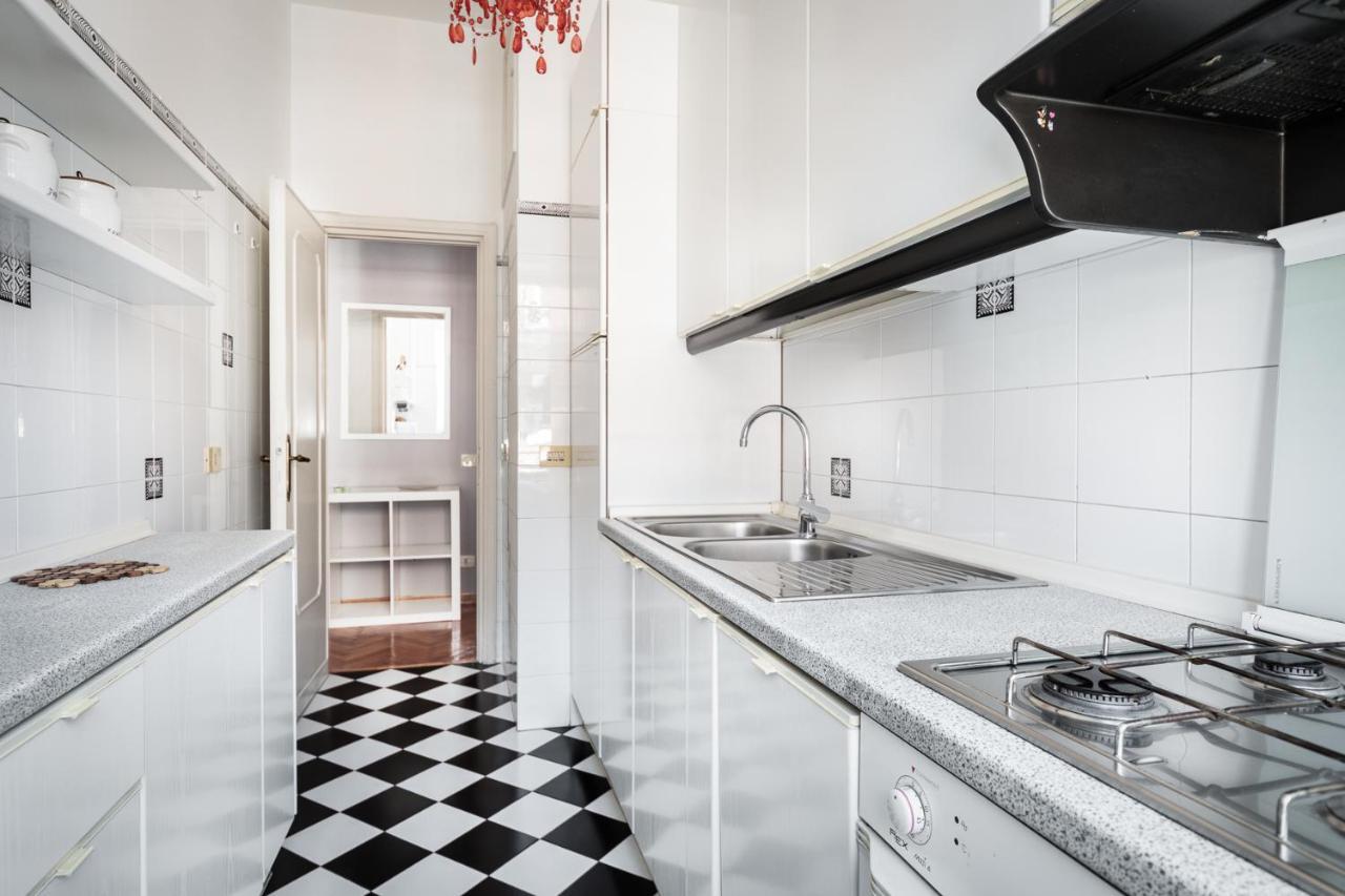 Sunny Flat Near Villa Borghese Рим Екстер'єр фото